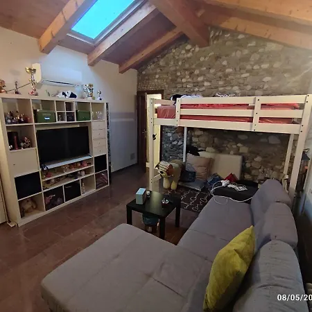 Stanza Spaziosa Bed & Breakfast Zugliano (Udine)